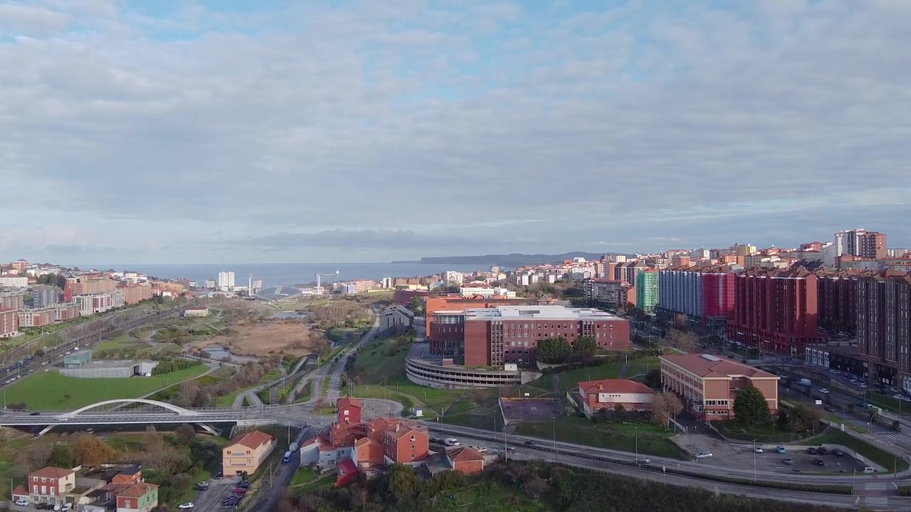 Las Llamas a pobrežná panoráma · snímka zo živého záberu
