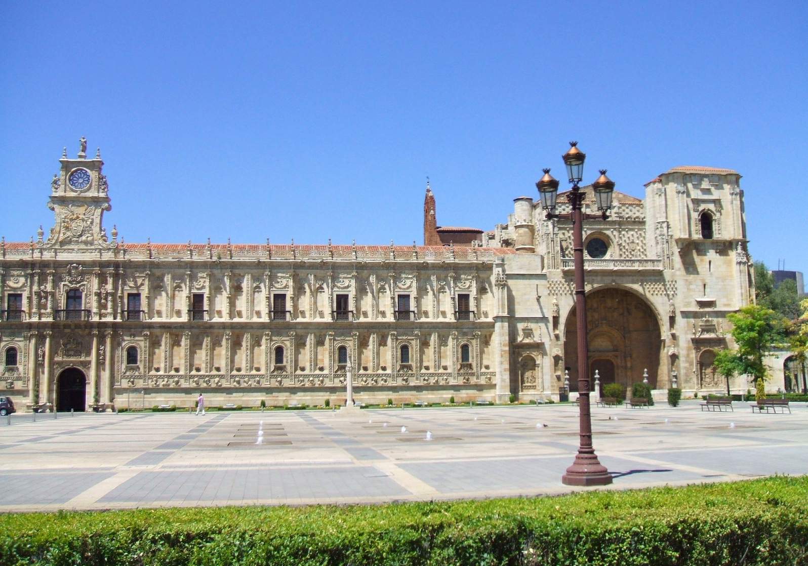 Renesančné priečelie kláštora San Marcos v Leóne